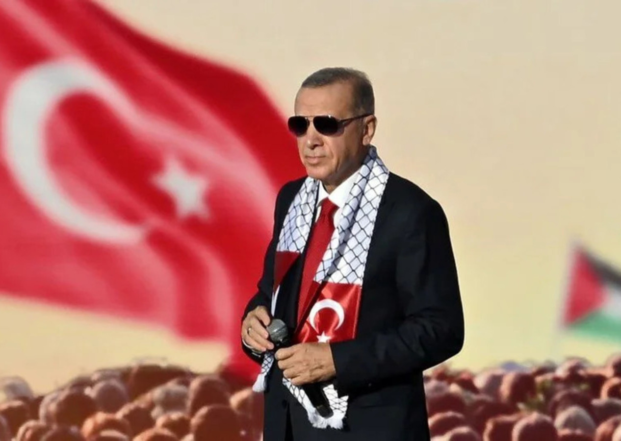 Dünya Cumhurbaşkanı Recep Tayyip Erdoğan'ı konuşuyor: "Yeni Selahaddin Erdoğan"
