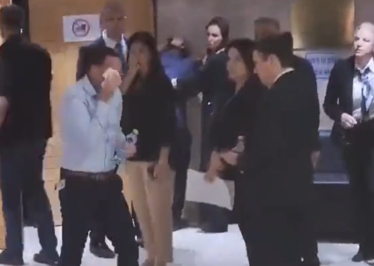 İsrail meclisinde gözyaşları! Ne diyordu Ahmet Kaya, biraz da sen ağla