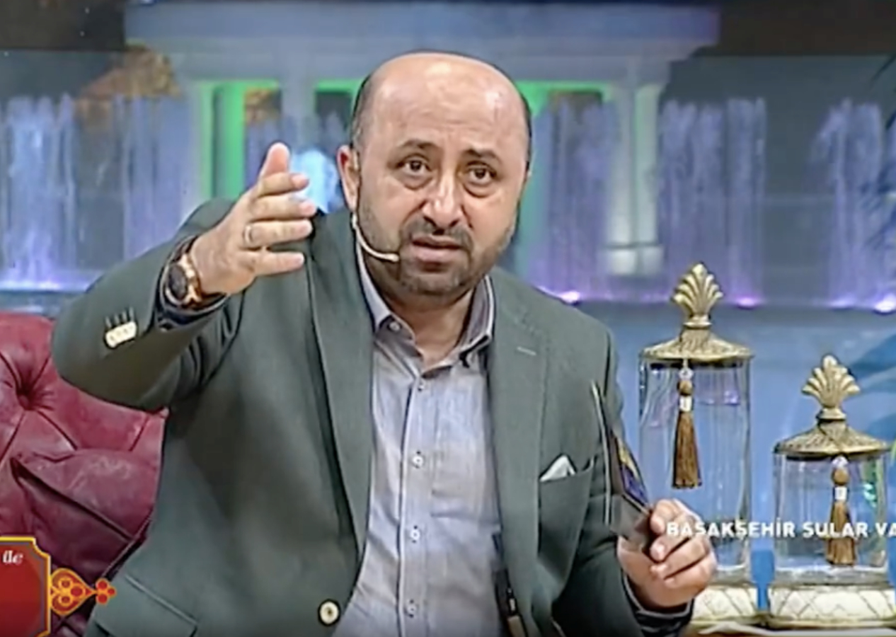 Merhum Ömer Döngeloğlu: Öyle bir deterjan alırsın ki yıkarken çamaşırların temizlenmez, kirlenir!