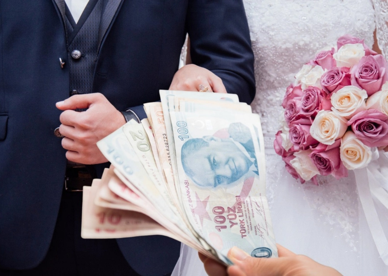 Faizsiz evlilik kredisi Meclis'te! Yeni evlenecek çiftlere 2 yıl geri ödemesiz kredinin detayları belli oldu...