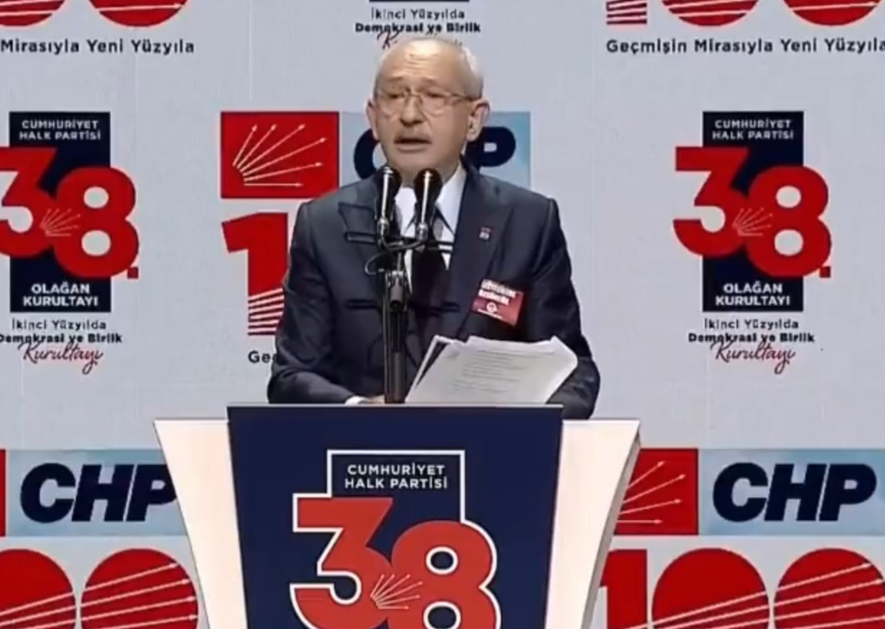 Kılıçdaroğlu bildiğiniz gibi: CHP Kurultayı'nda Selahattin Demirtaş'a 'Demokrasi Kahramanı' dedi...