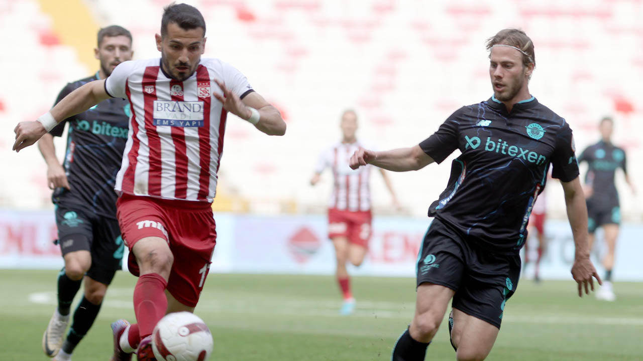 Sivasspor ile Adana Demirspor maçında kazanan yok