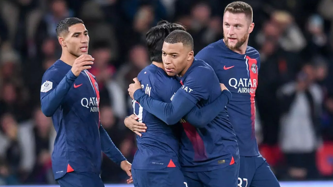 Paris Saint-Germain güle oynaya 3 puanın sahibi oldu
