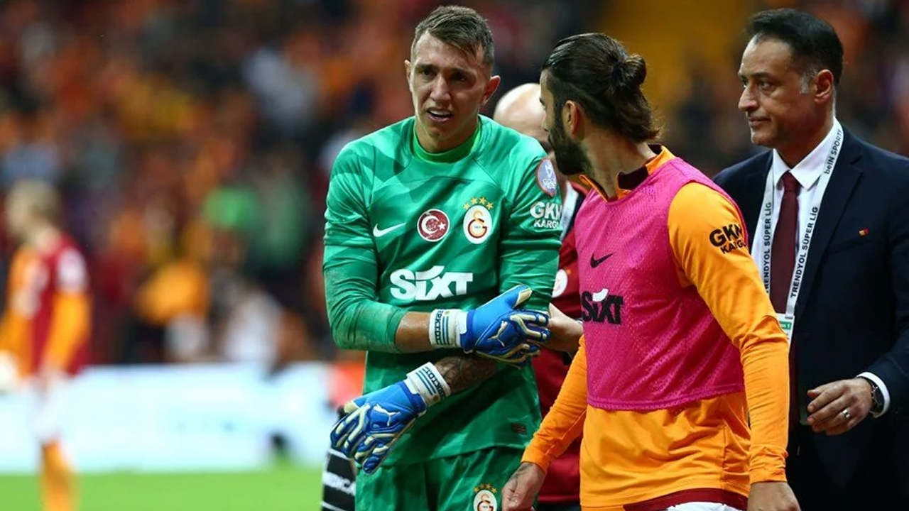 Galatasaray'dan Fernando Muslera için açıklama geldi! Kırık şüphesi son buldu...