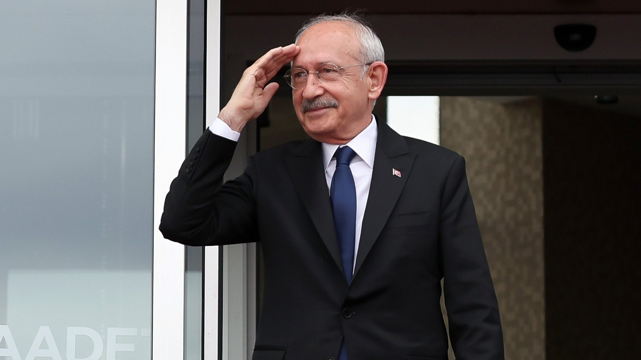 Bay Bay Kemal: Sosyal medya hesabından o ifadeyi kaldırdı