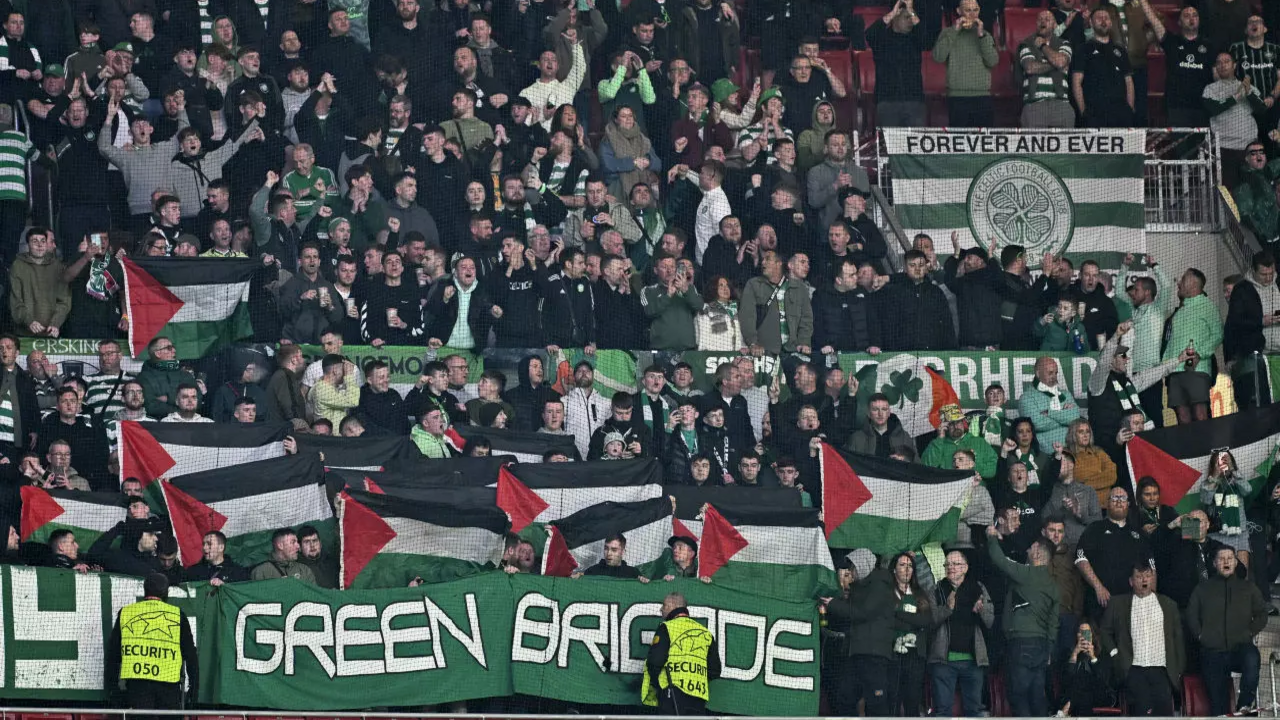 Celtic taraftarı geleneği bozmadı! Dev maçta Filistin unutulmadı