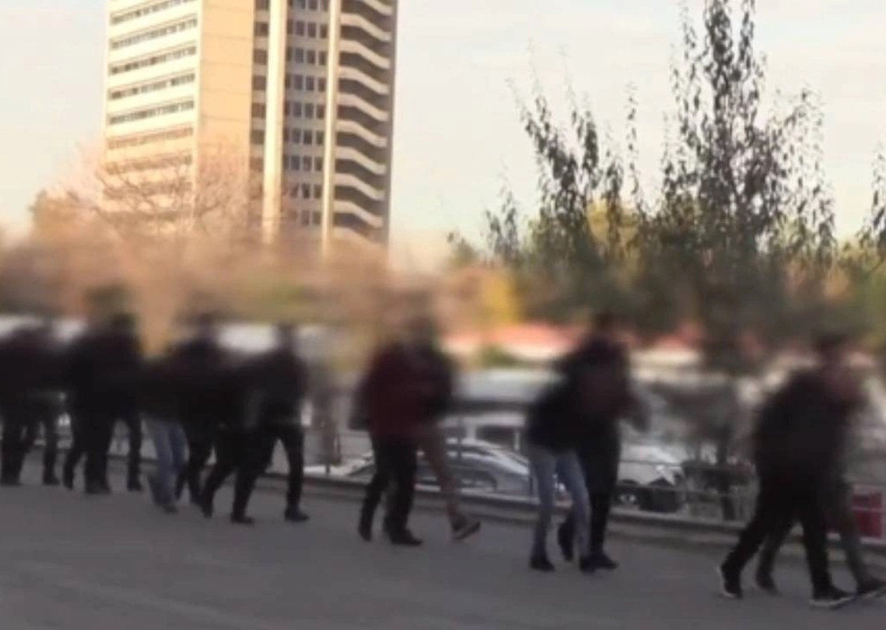 Ankara merkezli 32 ilde NARKOGÜÇ Operasyonu! Bakan Yerlikaya ''Nefeslerini keseceğiz'' diyerek paylaştı! Uyuşturucu baronu Jamukhan Ulus yakalandı! ''Örgütün yönetici ağı çökertildi'',