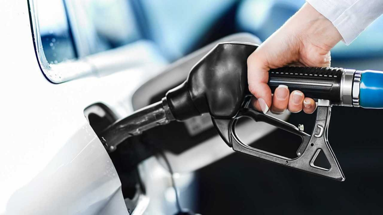 Akaryakıt fiyatlarında son durum! İşte 10 Kasım 2023 güncel benzin motorin fiyatları