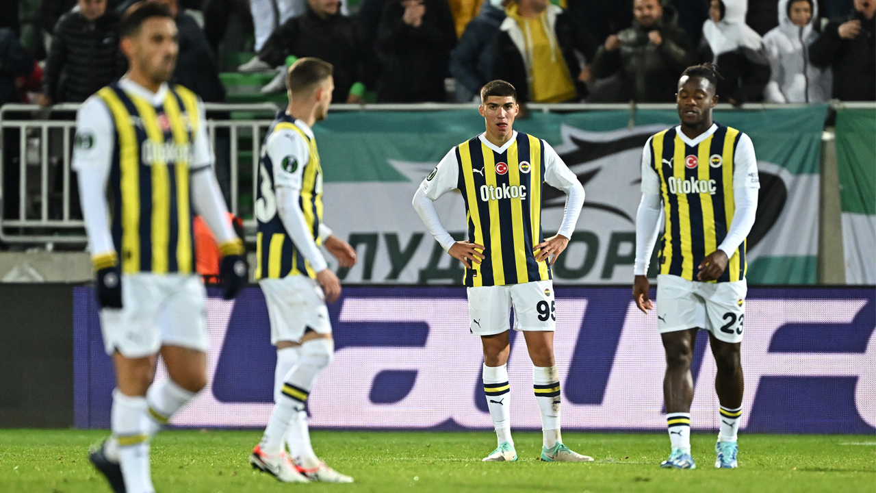 Fenerbahçe'de Yusuf Akçiçek formaya göz kırpıyor