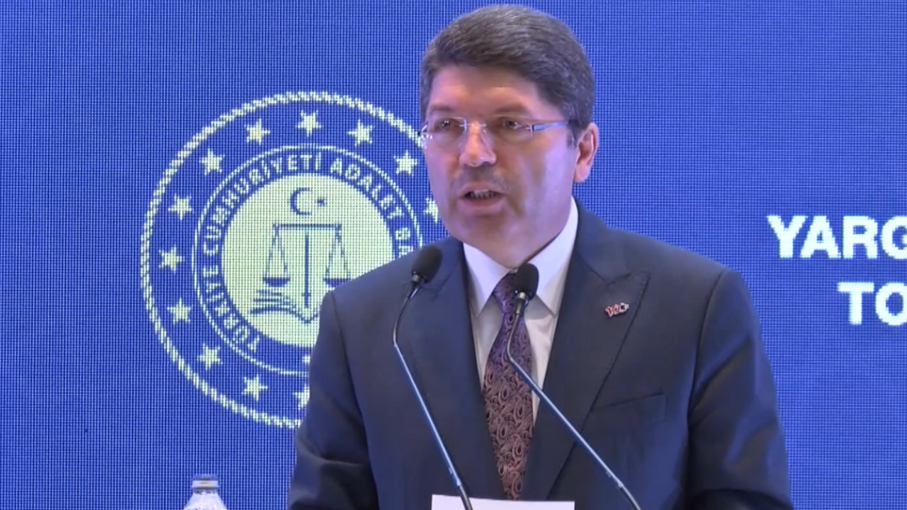 Bakan Tunç yeni anayasayı işaret etti: Yüksek yargıda astlık üstlük ilişkisi yok