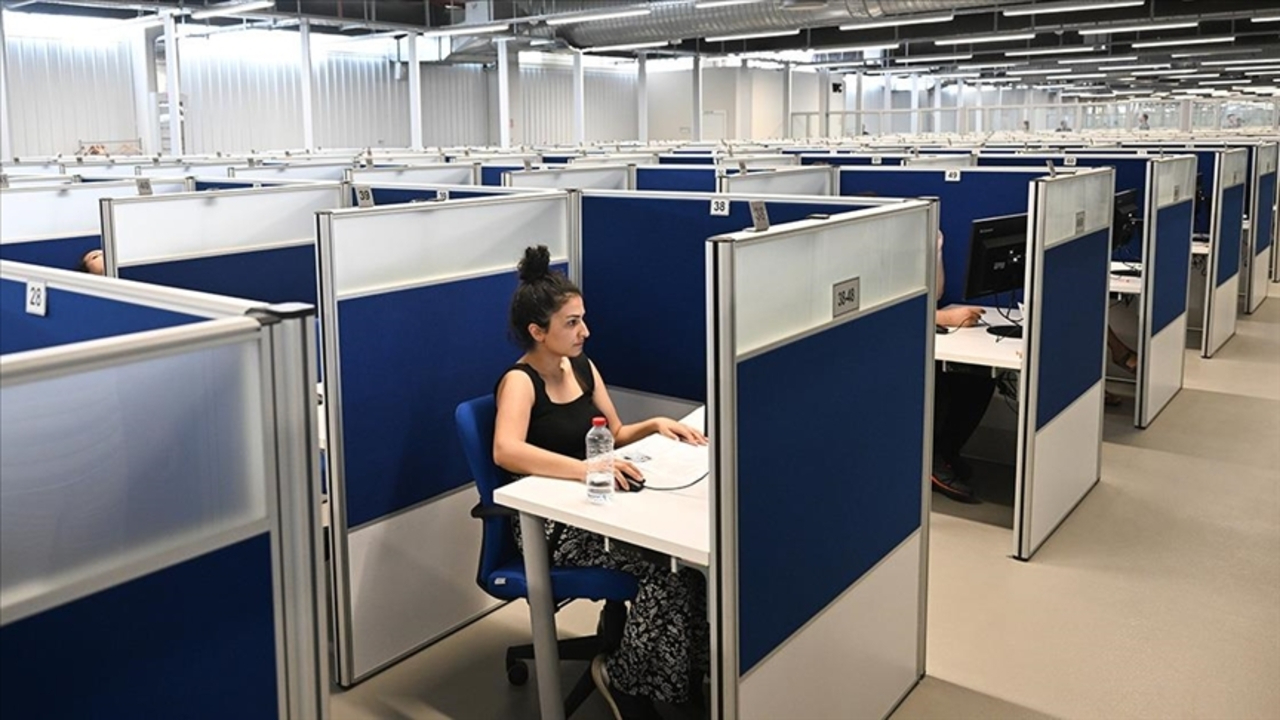 ÖSYM, e-YDS sonuçlarını açıkladı!