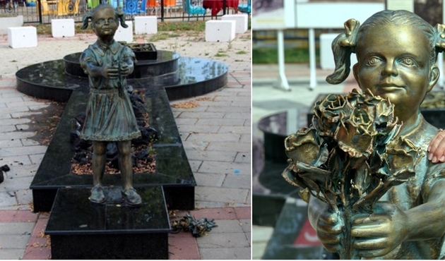 Zonguldak'ta "Atatürk’e çiçek veren kız" heykeline saldırı!