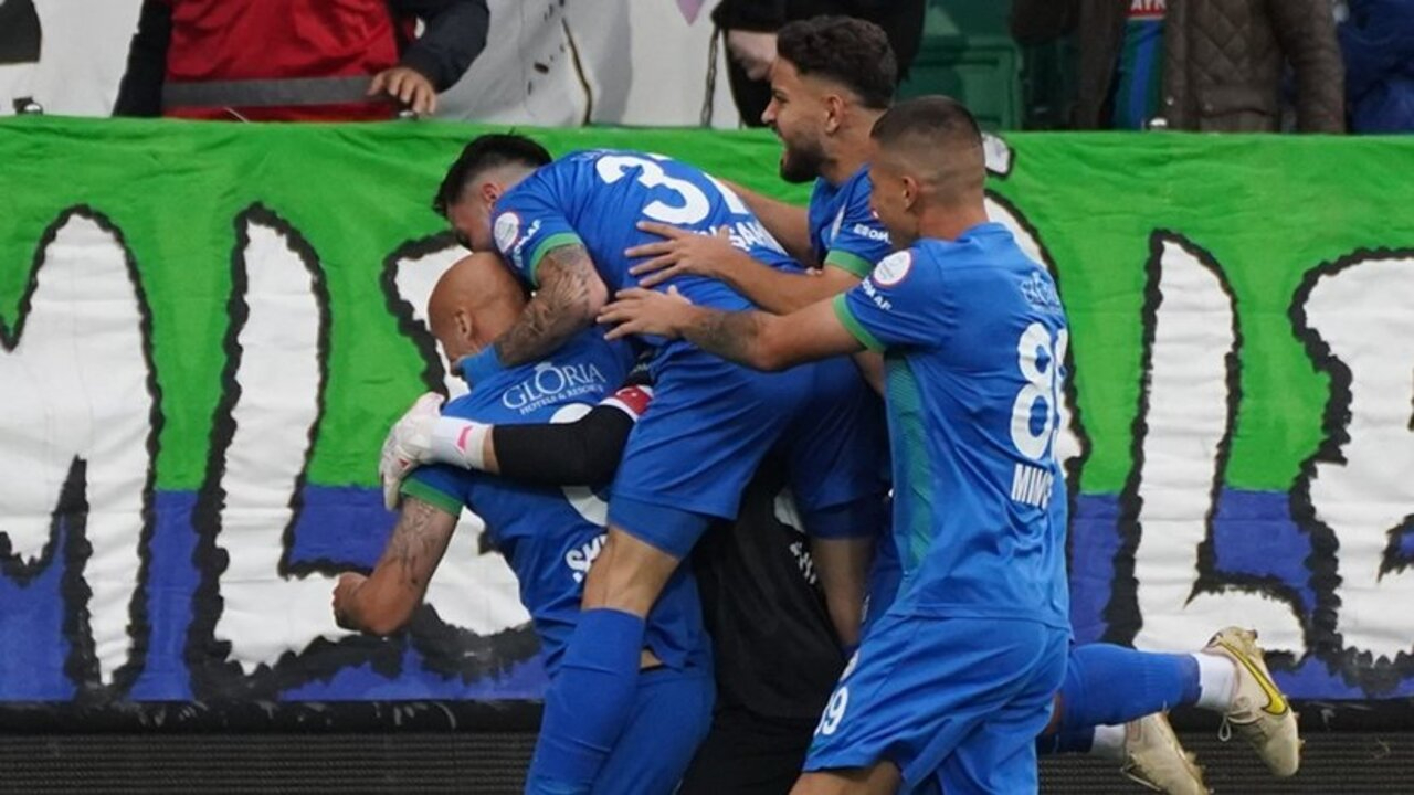 Çaykur Rizespor 1 - 0 İstanbulspor | Maçın özeti
