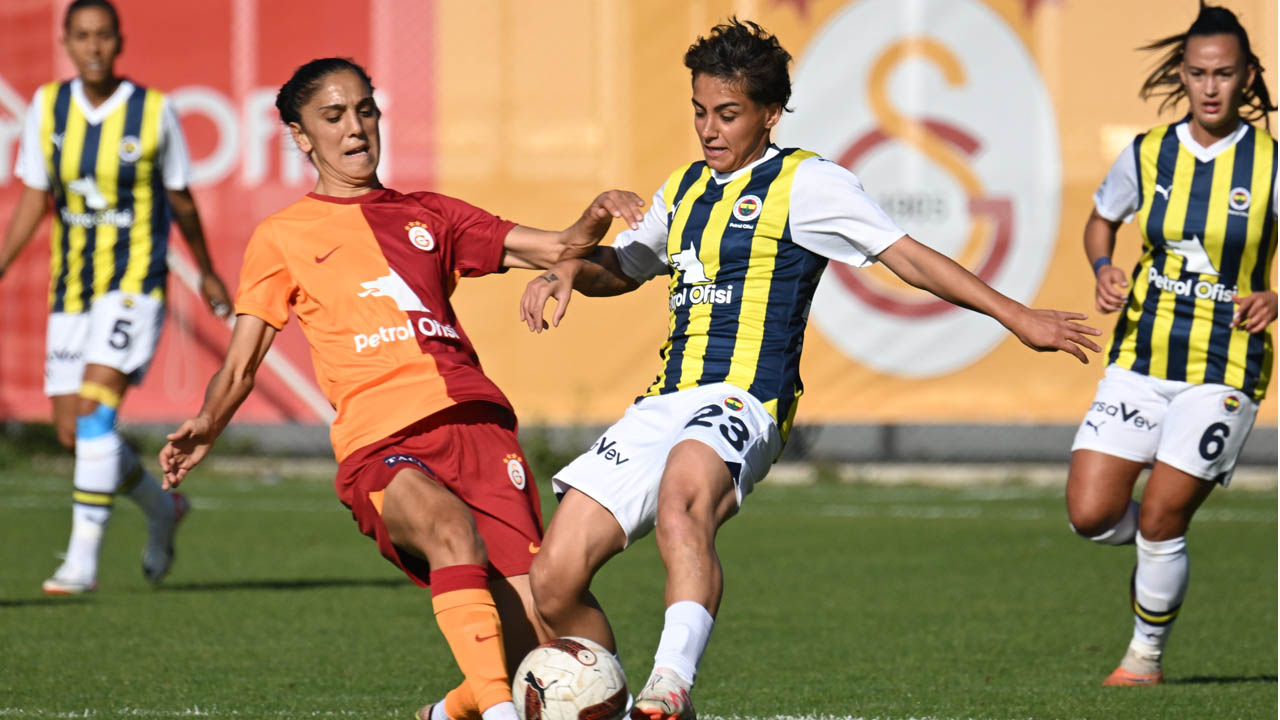 Derbide Galatasaray'a galibiyeti getiren gol son dakikada geldi