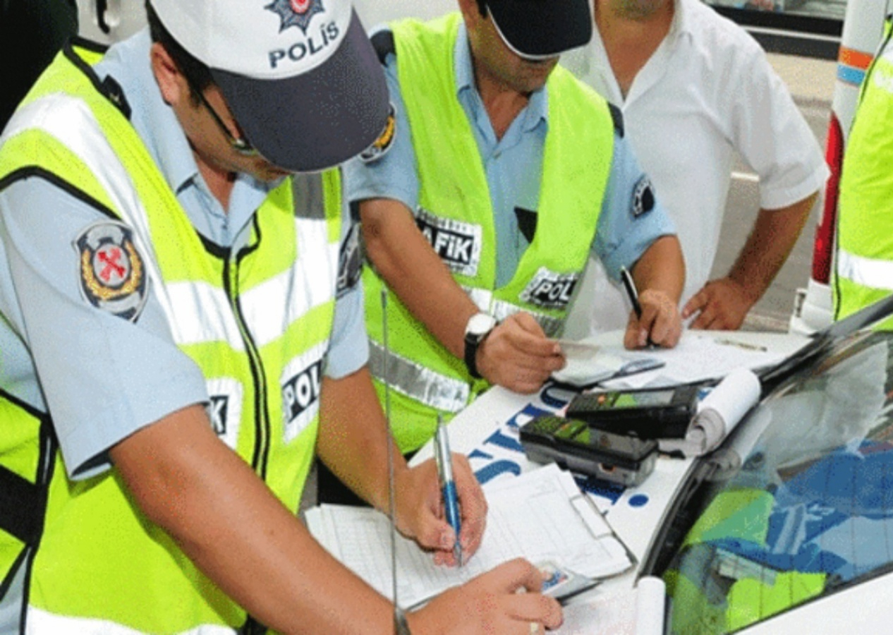 Trafik cezasını ödemeyenlere kötü haber! Gecikme oranlarına zam geldi