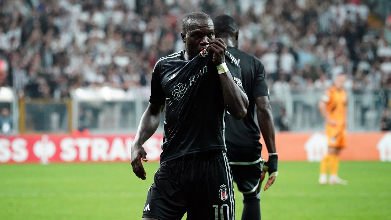 Beşiktaş'tan Burak Yılmaz'ın iddiaları sonrası Vincent Aboubakar açıklaması