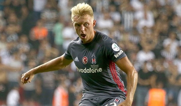 Beşiktaşlı Andreas Beck'e sürpriz talip!