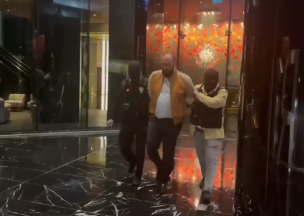 Bakan Yerlikaya duyurdu! Mavi bültenle aranan uyuşturucu karteli lideri Beşiktaş'ta yakalandı!