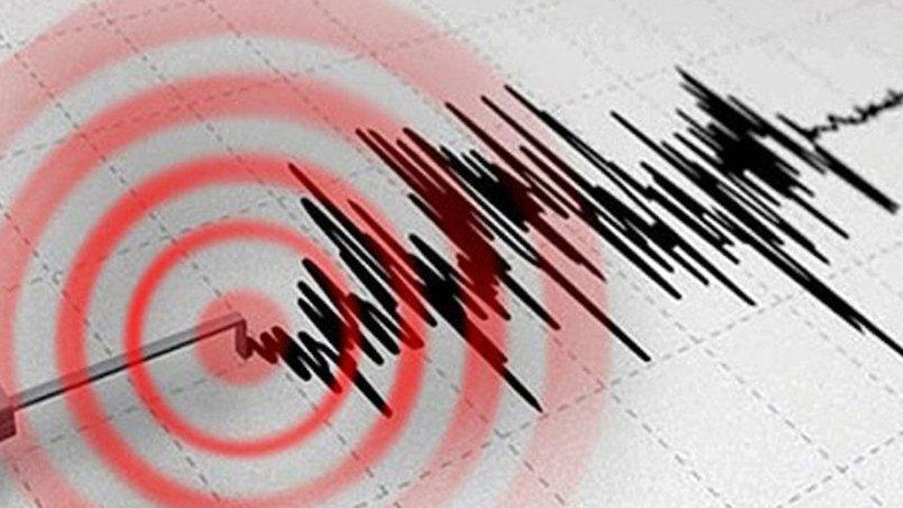Kandilli açıkladı: Van'da gece yarısı korkutan deprem! Birçok ilden hissedildi!