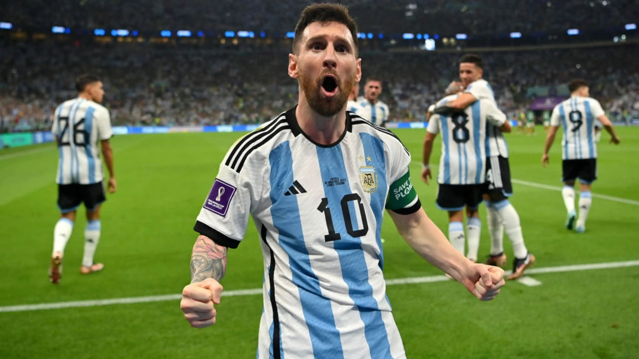 Lionel Messi'nin giydiği formalar müzayedeye çıkacak!