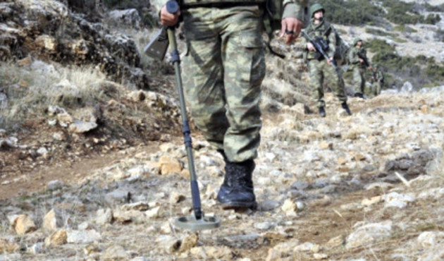 Uludere'de hain tuzak son anda fark edildi! Yol trafiğe kapatıldı...