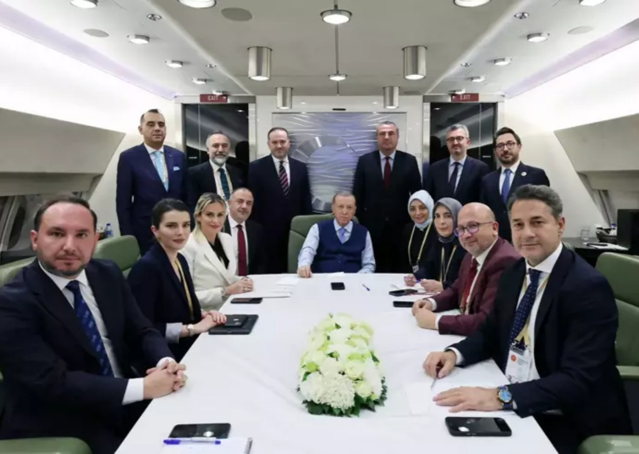 Cumhurbaşkanı Erdoğan'dan Cezayir dönüşü Netanyahu için sert sözler: Pılını pırtısını toparlayıp, buradan çekilecek"