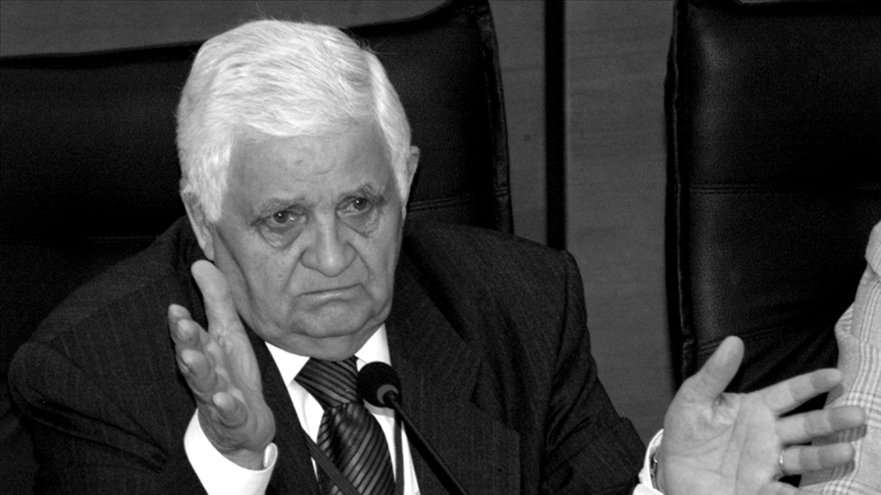Emekli Büyükelçi ve usta tarihçi Bilal Şimşir vefat etti