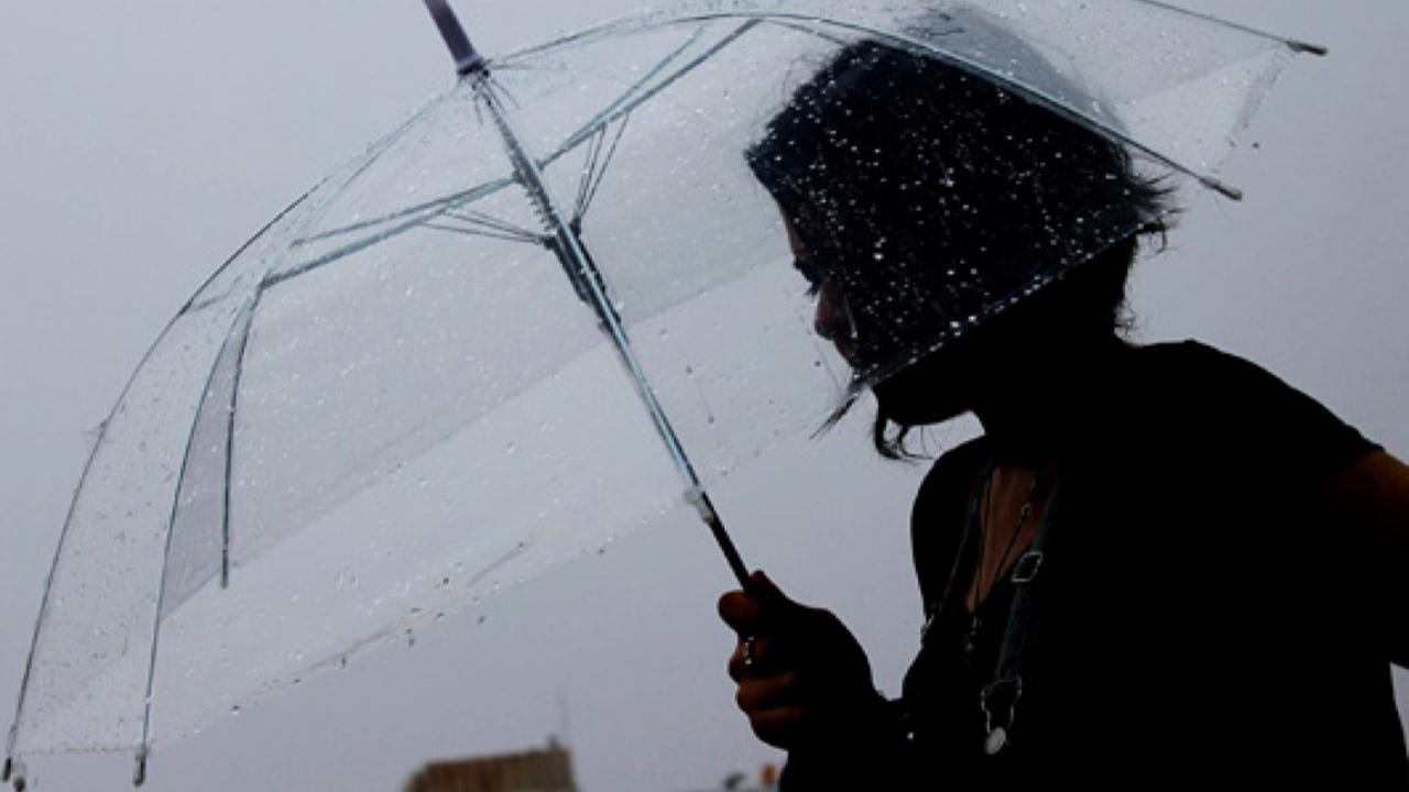 Meteorolojiden İzmir için uyarı! Saat verildi... Gök gürültülü sağanak yağışlara hazır olun