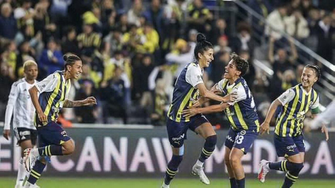 Fenerbahçe Petrol Ofisi 3 - 2 Beşiktaş JK United Payment | Maçın özeti