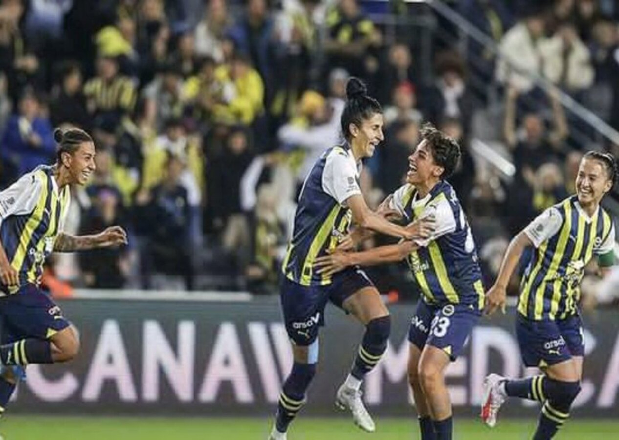 Fenerbahçe Petrol Ofisi 3 - 2 Beşiktaş JK United Payment | Maçın özeti