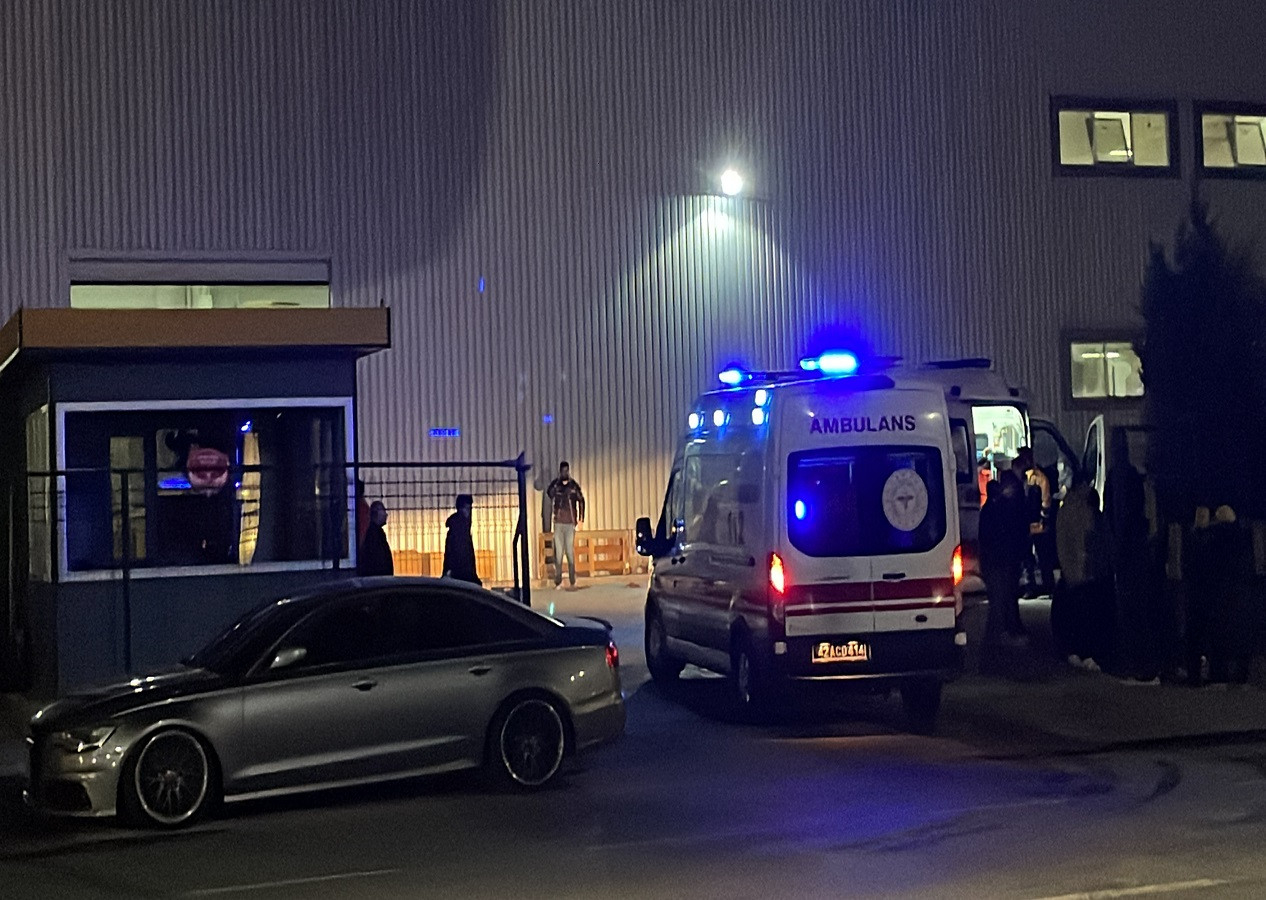 Konya'da mobilya fabrikasında korkutan yangın!