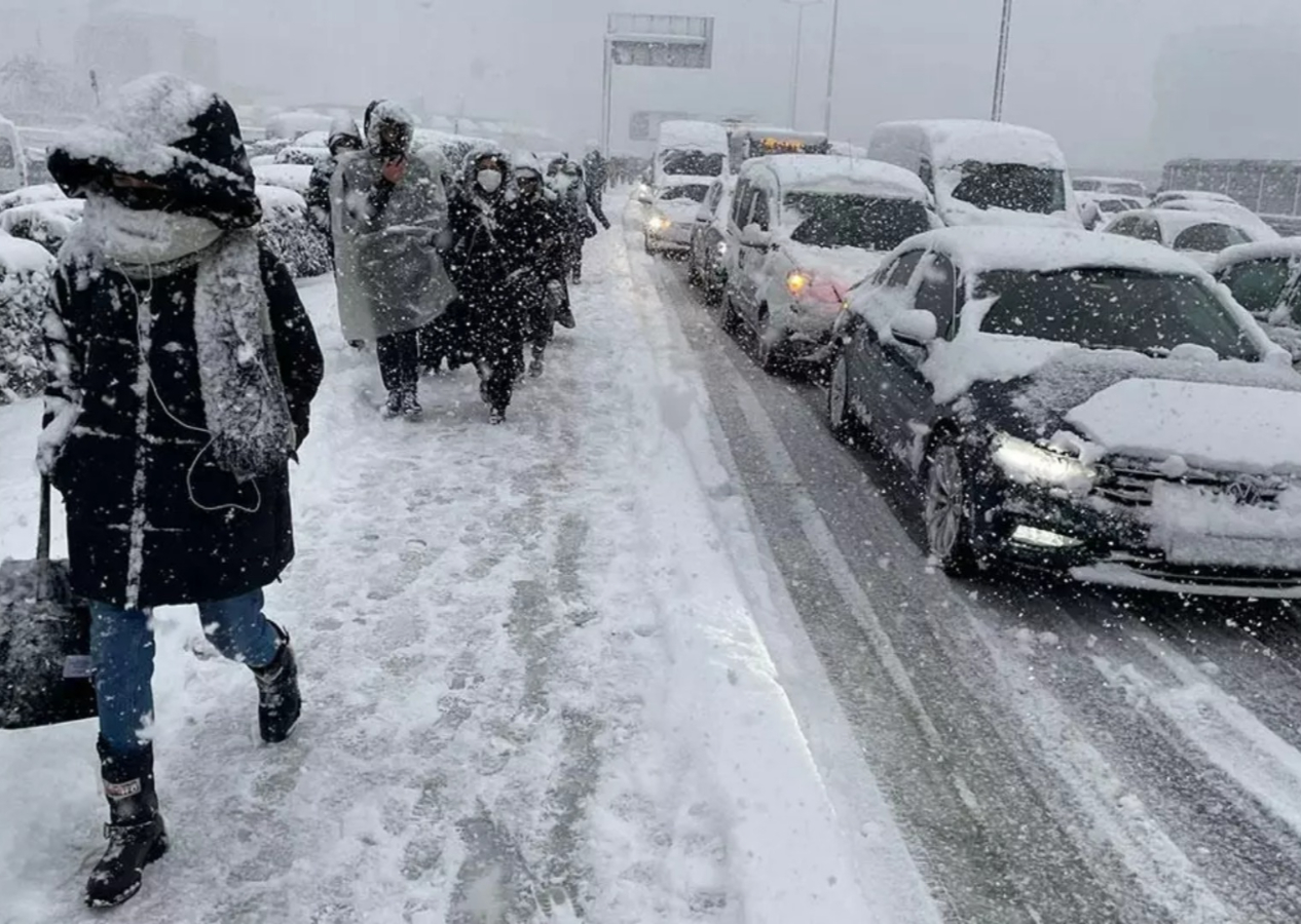 İstanbullular dikkat: Lapa lapa yağacak!