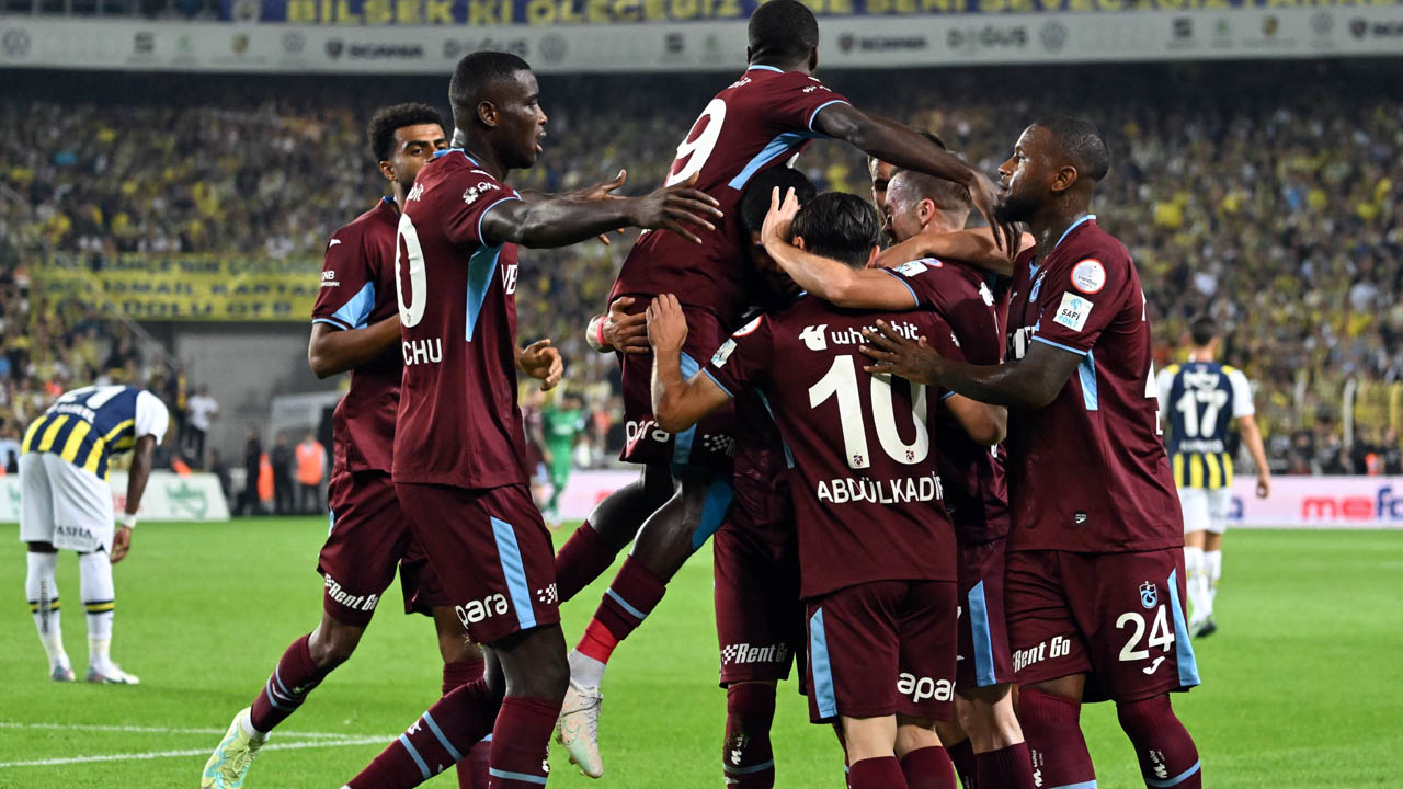 Trabzonspor'da 7 isimle yolların ayrılmasına karar verildi