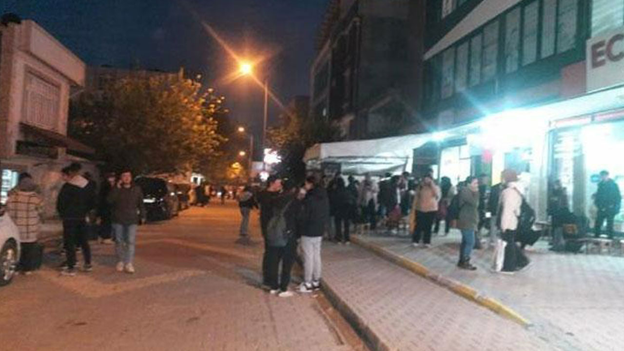 Malatya ve Adıyaman'da peş peşe depremler! Vatandaşlar sokağa döküldü!