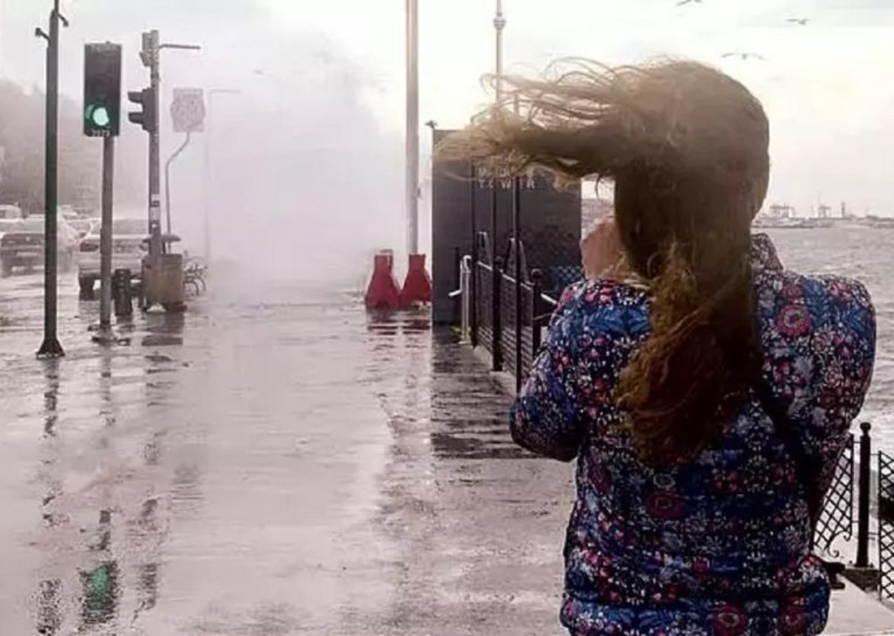 İstanbul Valiliği'nden yarın için uyarı! 80 km hıza ulaşacak!