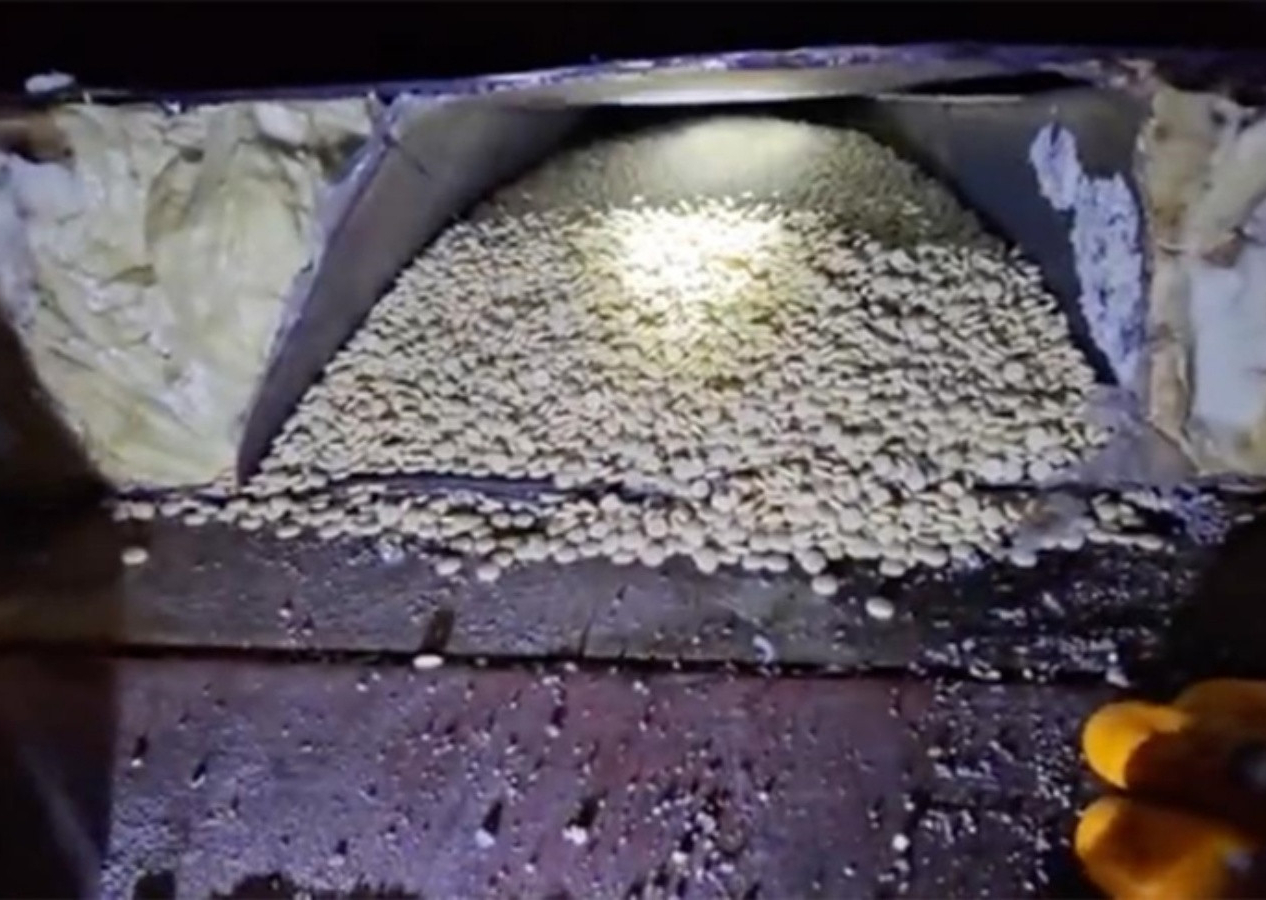 MİT ve Ticaret Bakanlığı'ndan ortak operasyon: Hatay'da 1,2 ton uyuşturucu hap ele geçirildi!
