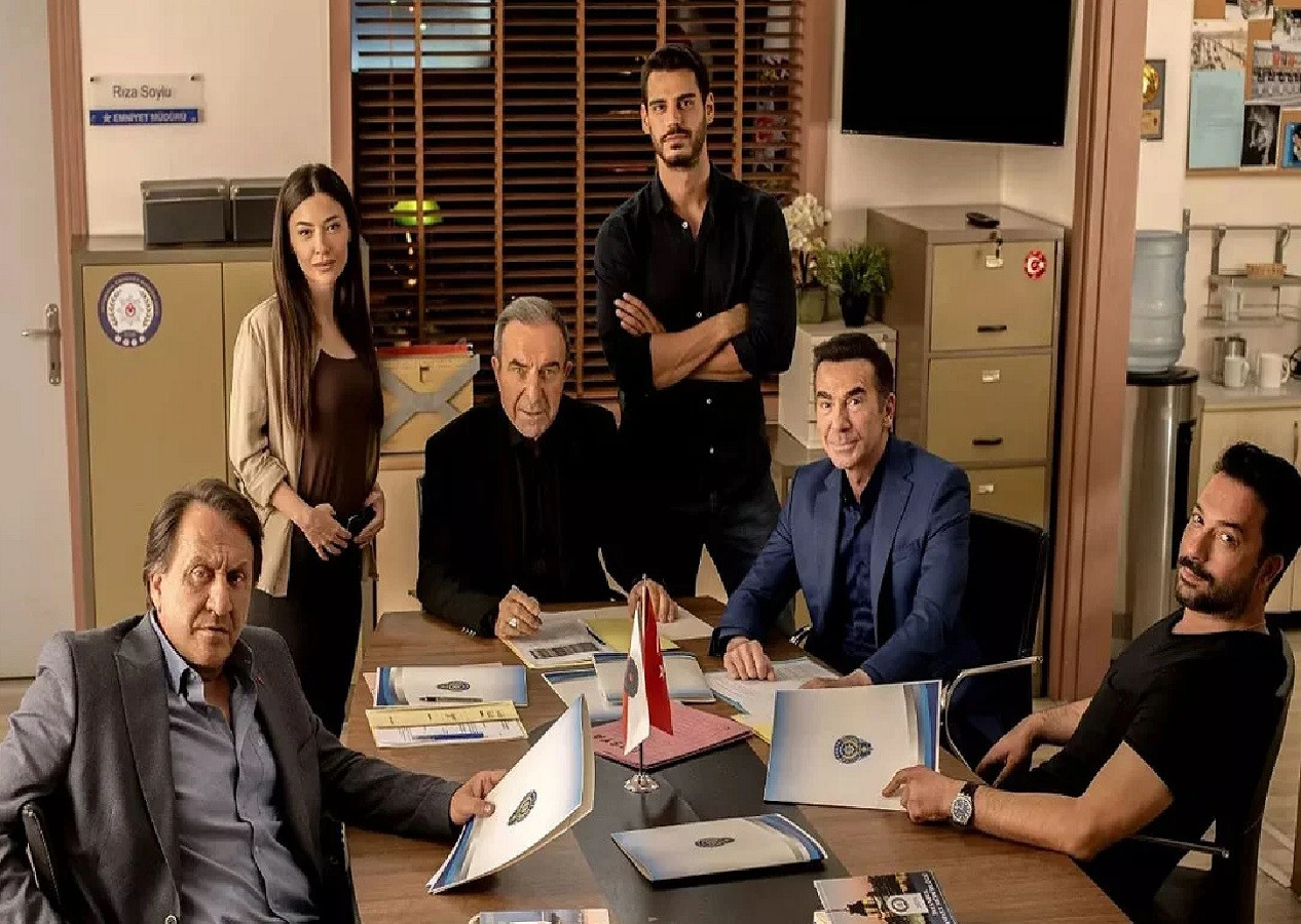 O sahneye Adalet Bakanı Tunç'tan tepki! Arka Sokaklar dizisine ceza verilecek...
