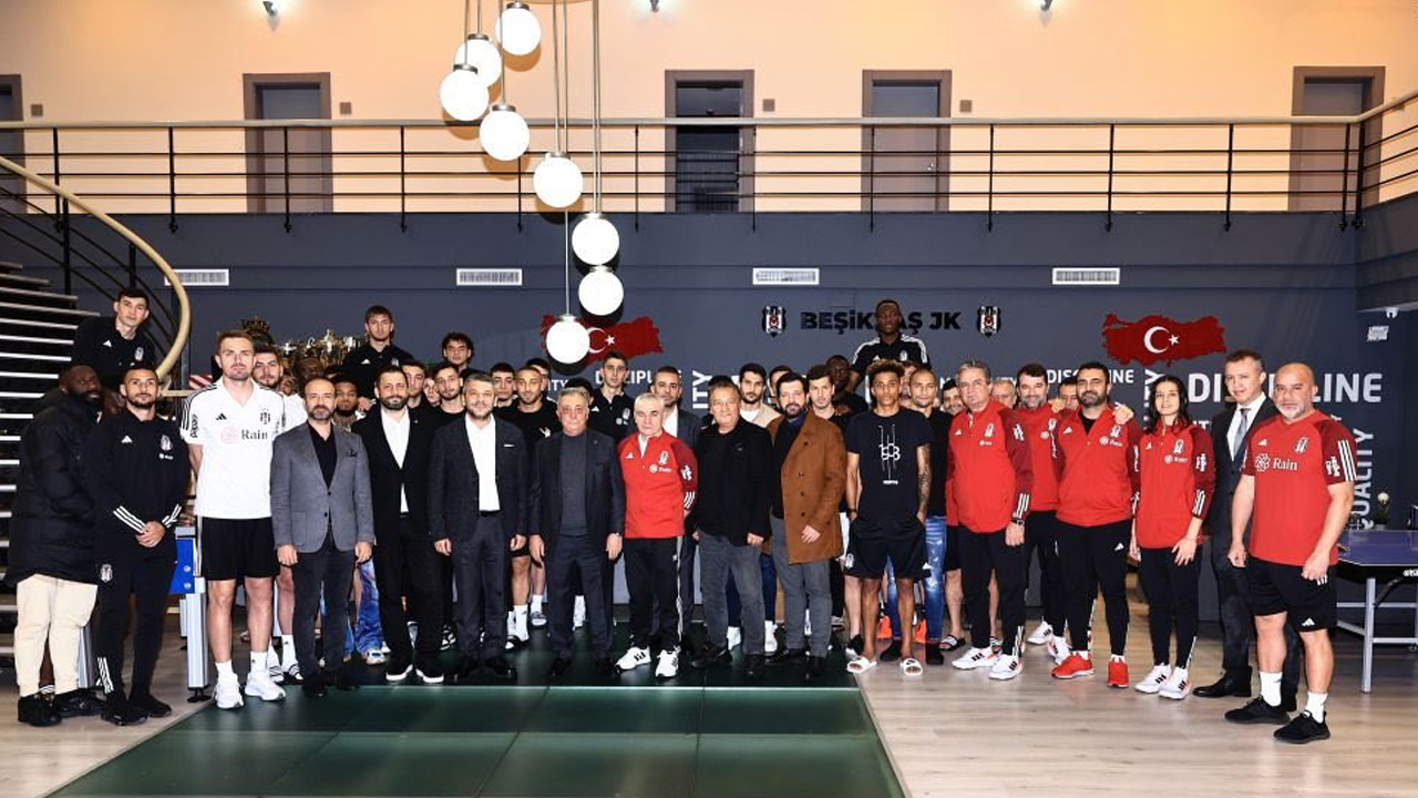 Beşiktaş'ta Ahmet Nur Çebi vedalaştı