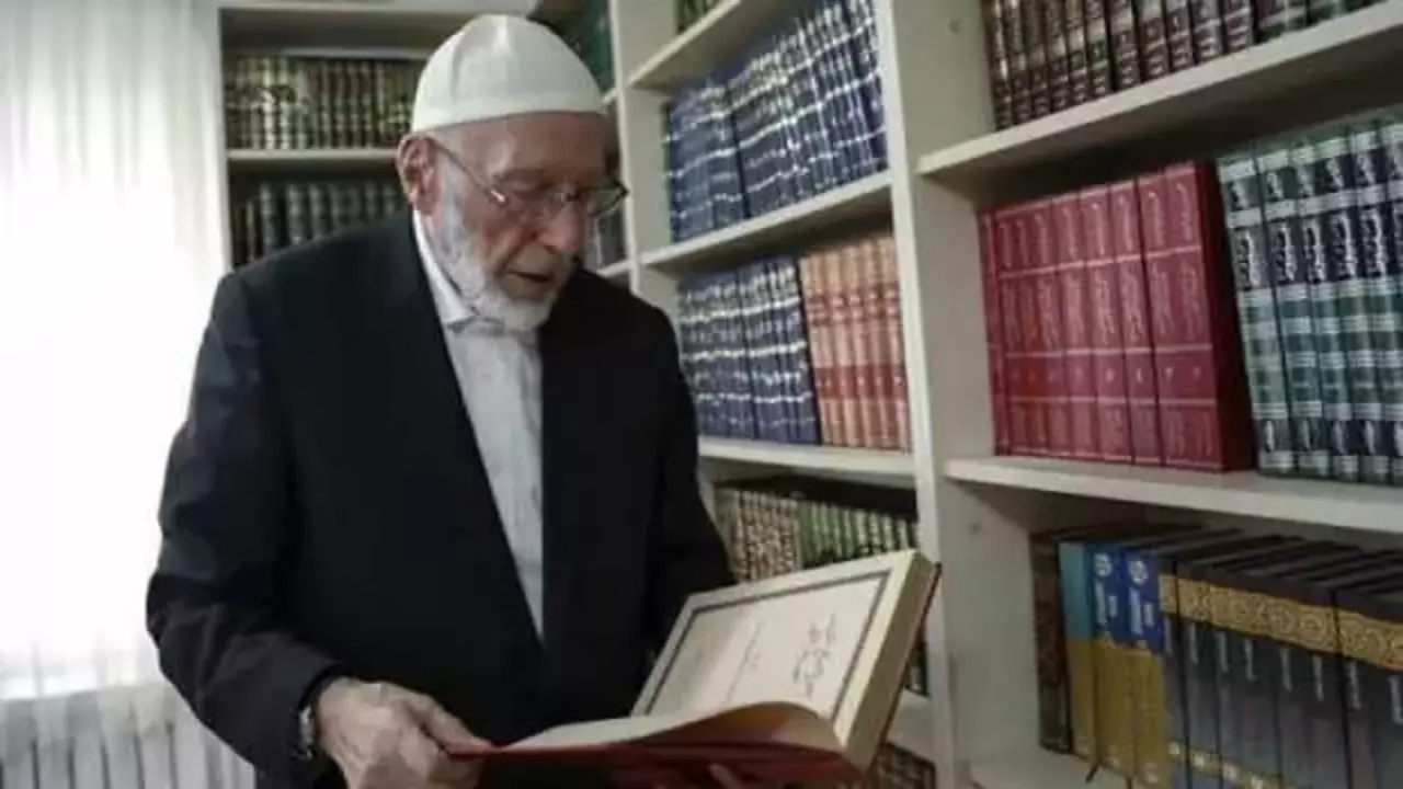 Diyanet İşleri eski Başkanı Lütfi Doğan hayatını kaybetti