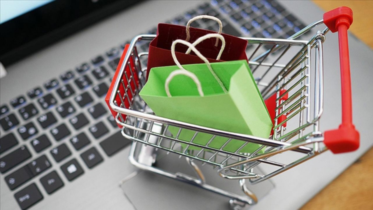 Kasımda e-ticarette tüm zamanların rekoru kırıldı