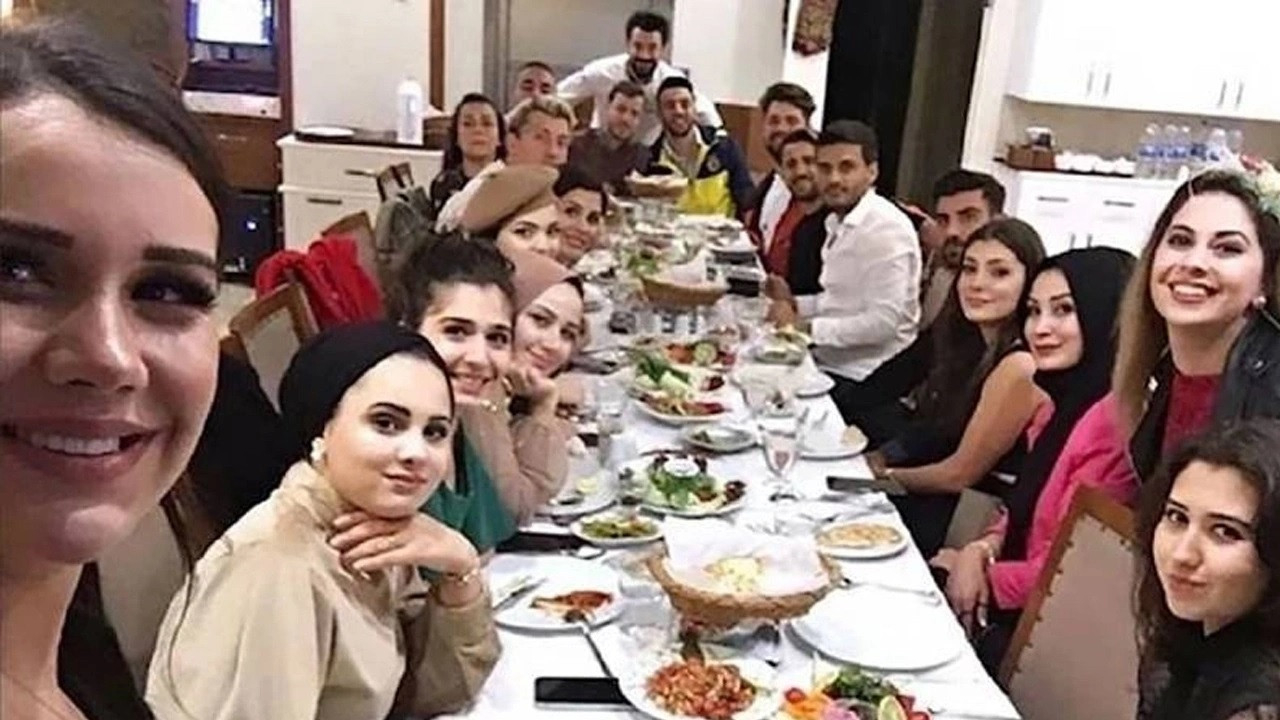 Dilan Polat ve Engin Polat’ın 2019 yılında 'Şampiyonlar Ligi' fotoğrafında 12 fenomene şok! 12 şirkete de kayyum atandı…