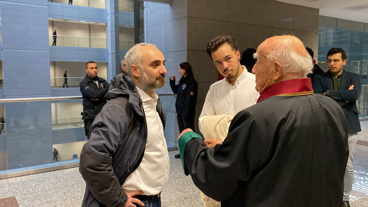 Gazeteci İsmail Saymaz'a 3 yıla kadar hapis talebi