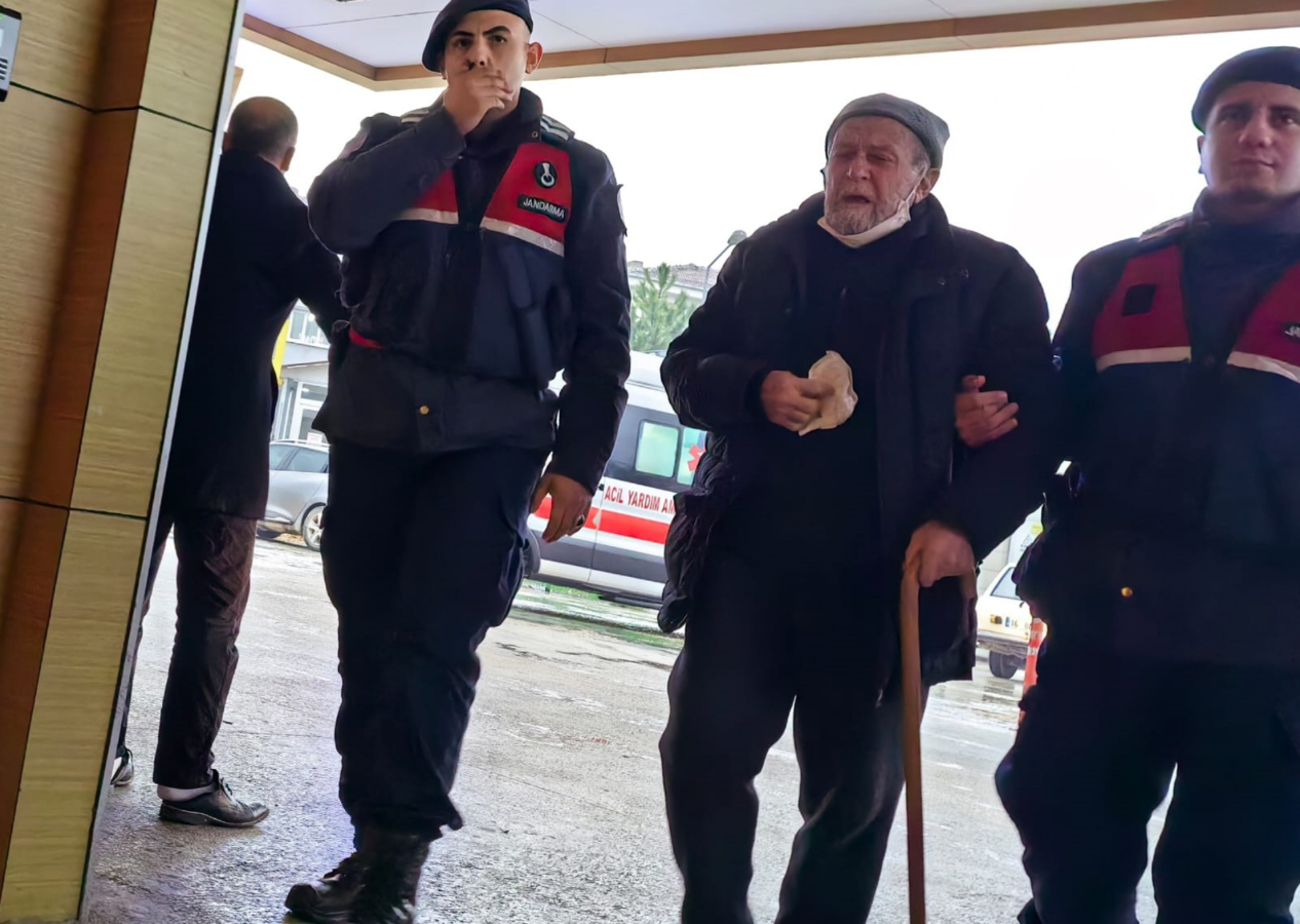Nafaka ödemeyi unuttu: 81 yaşında gözyaşları içinde cezaevine girdi