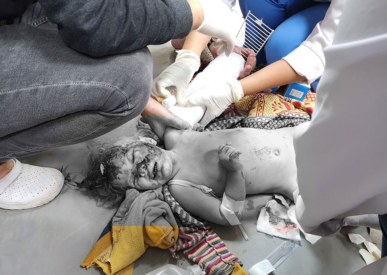 İsrail kalleş saldırılarını sürdürüyor! Gazze'de çocukları öldüren alçaklar mülteci kampında bir evi vurdu!
