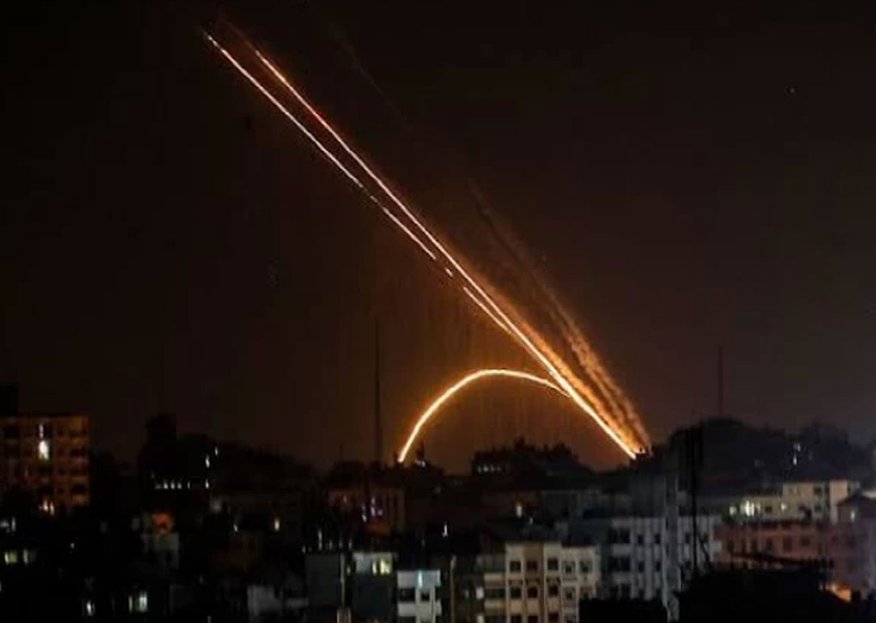 İsrail açıkladı: Gazze'den Tel Aviv'e 6 roket atıldı