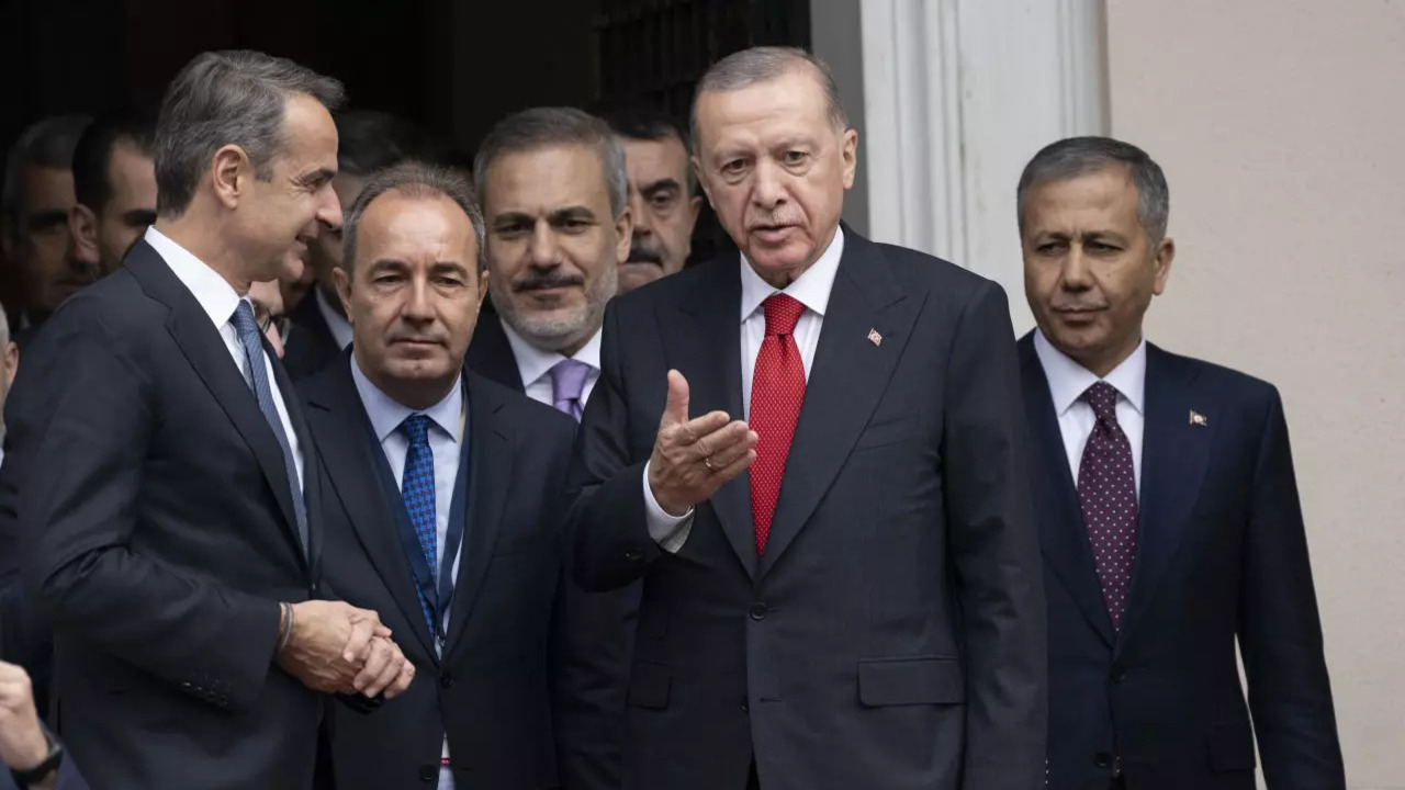 Yunanistan Başbakanı Kiryakos Miçotakis'ten Türkiye'ye iade-i ziyaret!