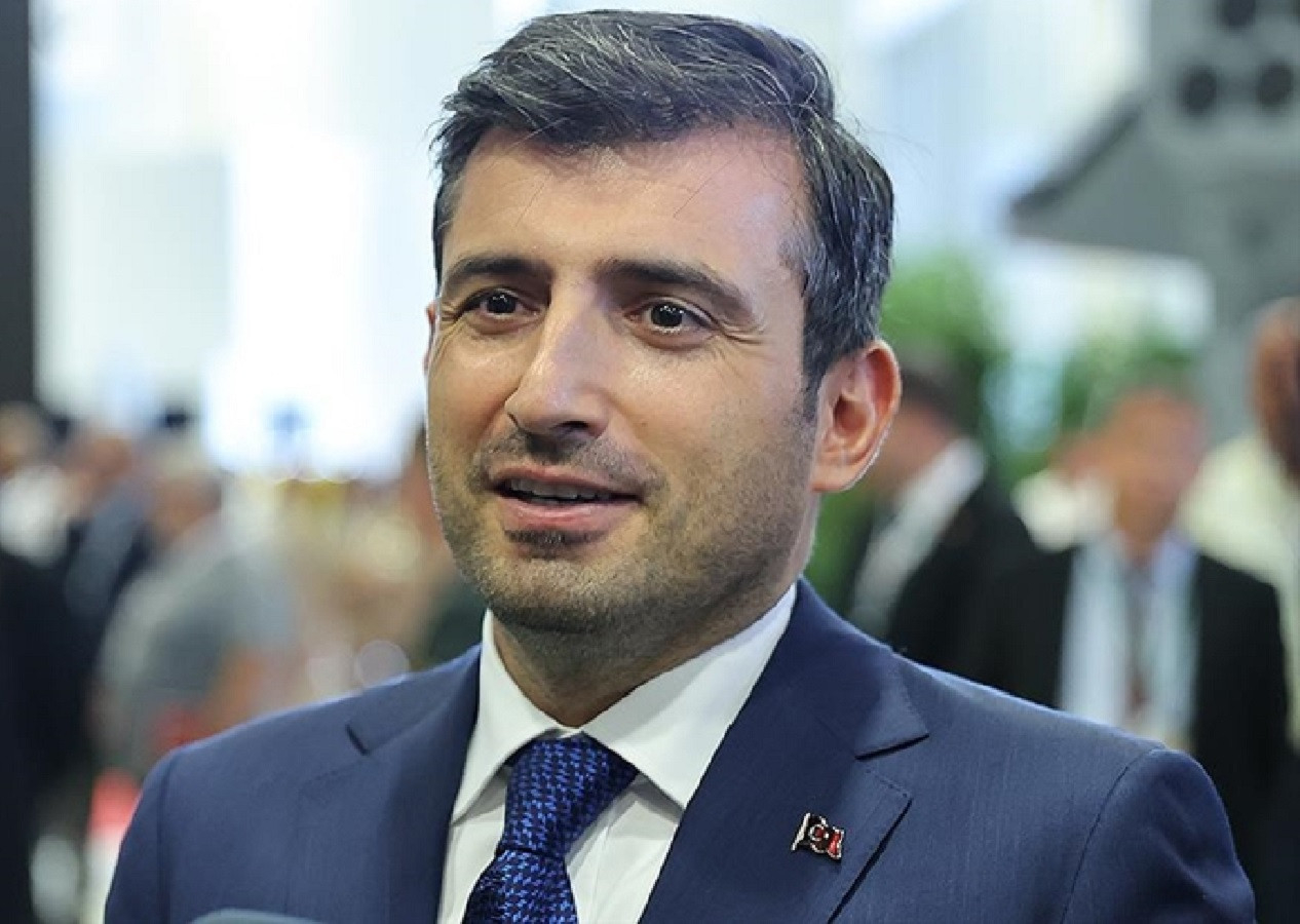Selçuk Bayraktar yapay zeka projesini anlattı! ChatGPT’ye yeni ve Türk rakip...
