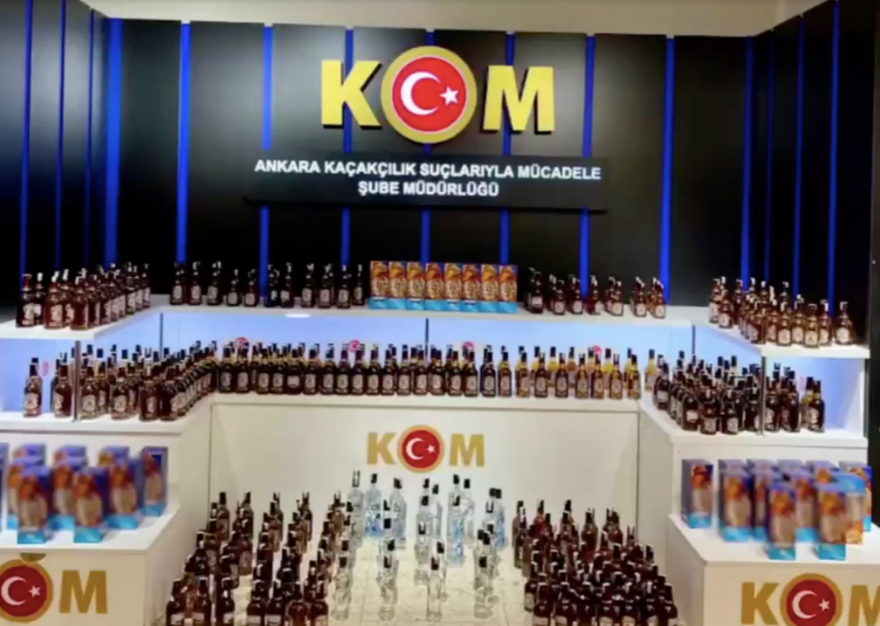 Yılbaşı öncesi büyük operasyon! Bakan Yerlikaya duyurdu: 23 ton sahte içki ele geçirildi!