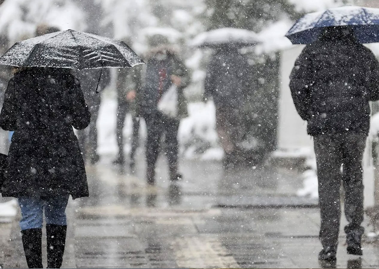 Çok kuvvetli geliyor! Meteoroloji'den yağış ve rüzgar uyarısı geldi! İşte o iller....