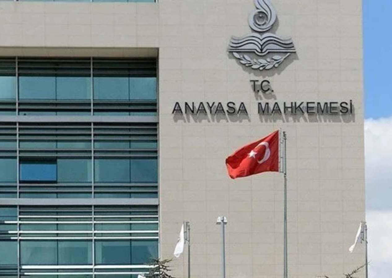 Anayasa Mahkemesi, TCK'nın "örgüt üyesi olmadan örgüt adına suç işleme" hükmünü iptal etti